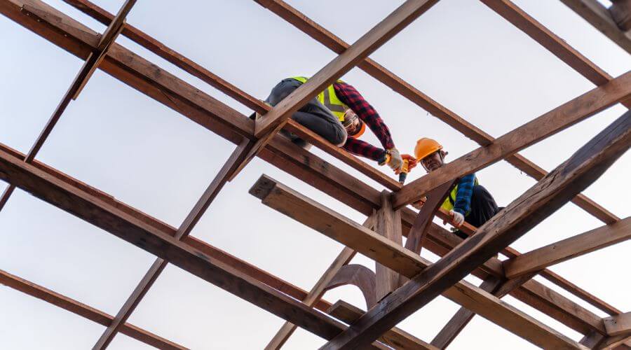 Professional gutter cleaning services in Land O'Lakes, WI